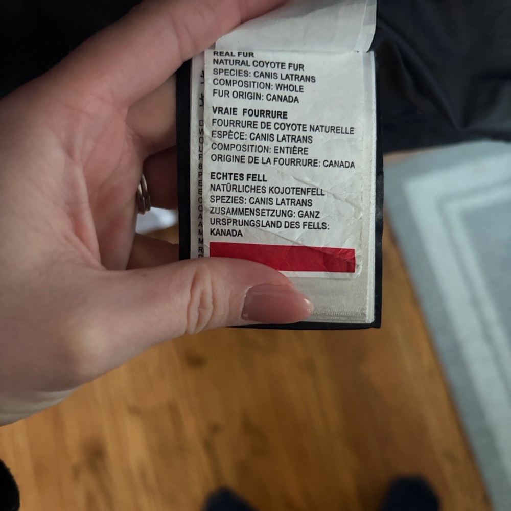 Canada Goose Carson Parka with Fur Trim - Black Label - Picture 11 of 13